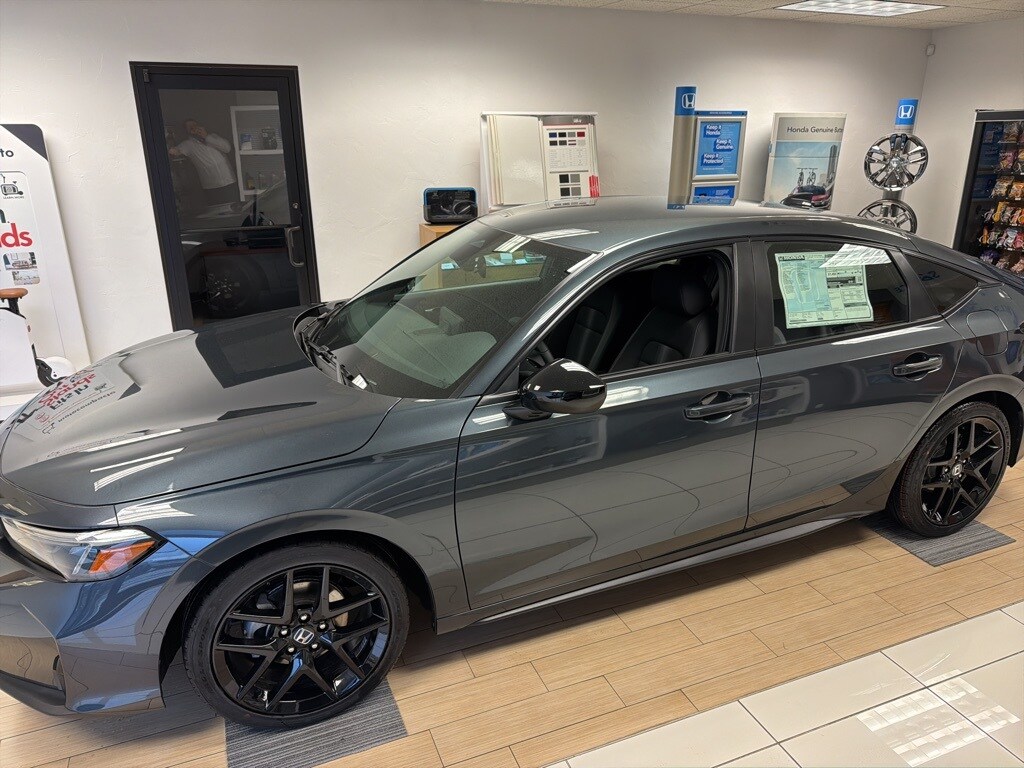 2026 Honda Civic Sport Hatchback photo 3