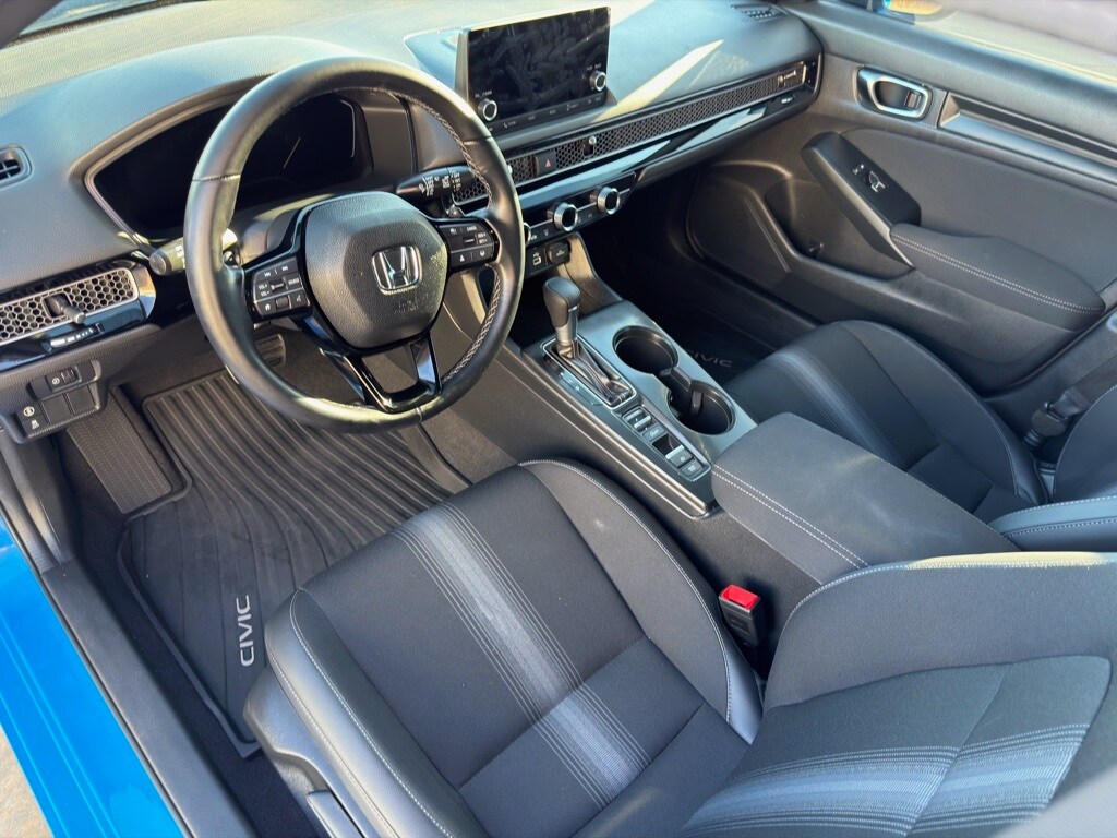 2024 Honda Civic Sport Hatchback photo 4