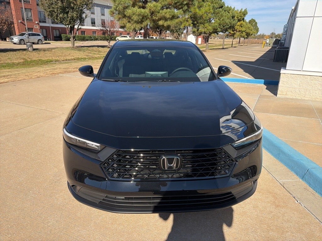 2025 Honda Accord Hybrid Sport photo 3