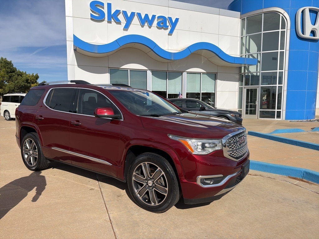 2017 GMC Acadia Denali