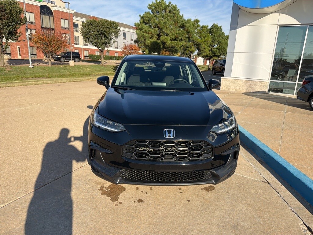 Used 2025 Honda HR-V LX SUV