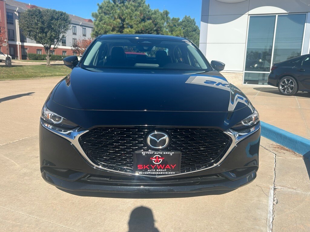 2025 Mazda Mazda3 2.5 s Preferred photo 2