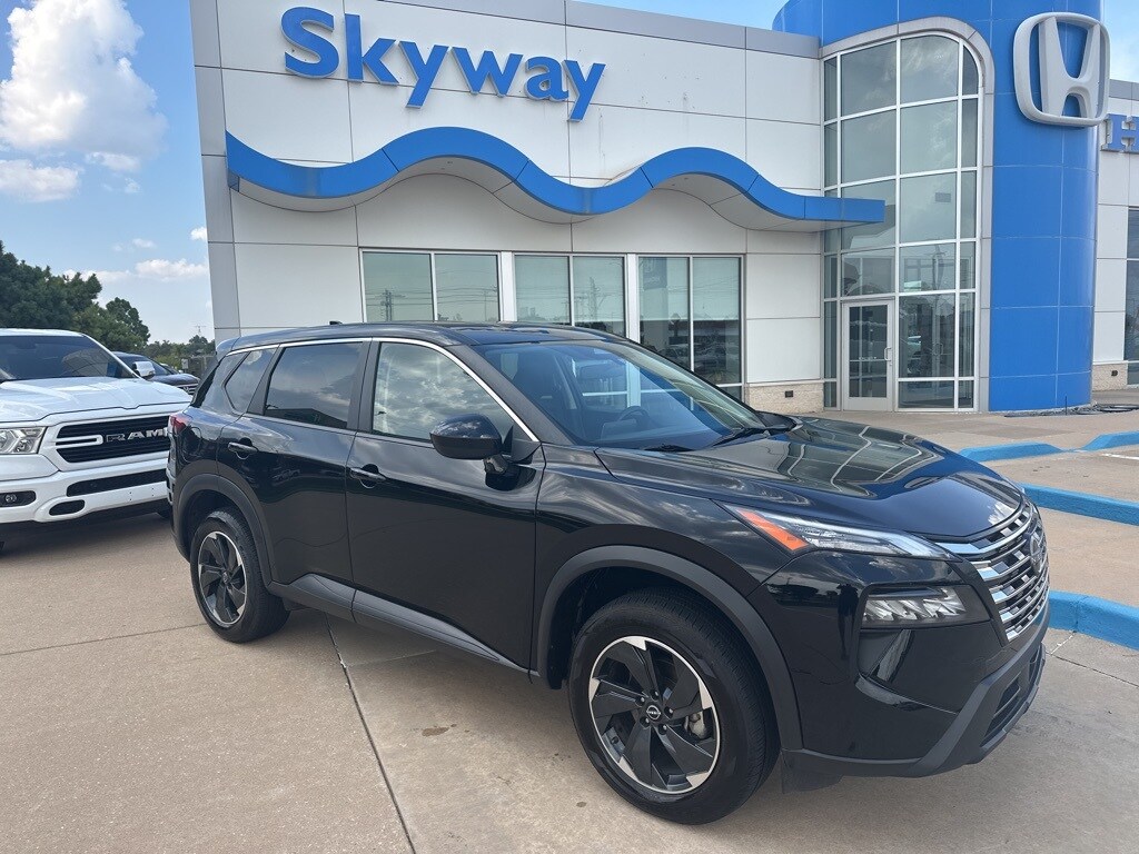 Used 2024 Nissan Rogue SV SUV