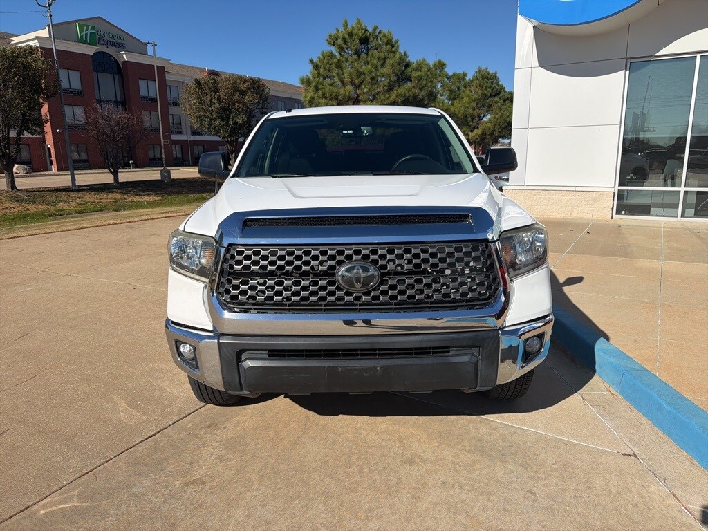 2018 Toyota Tundra SR5 photo 3