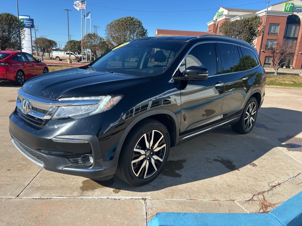 2021 Honda Pilot Touring photo 3