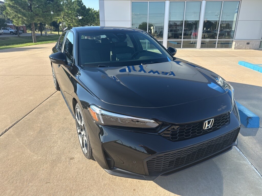 2026 Honda Civic Hybrid Sport Touring Hatchback photo 2