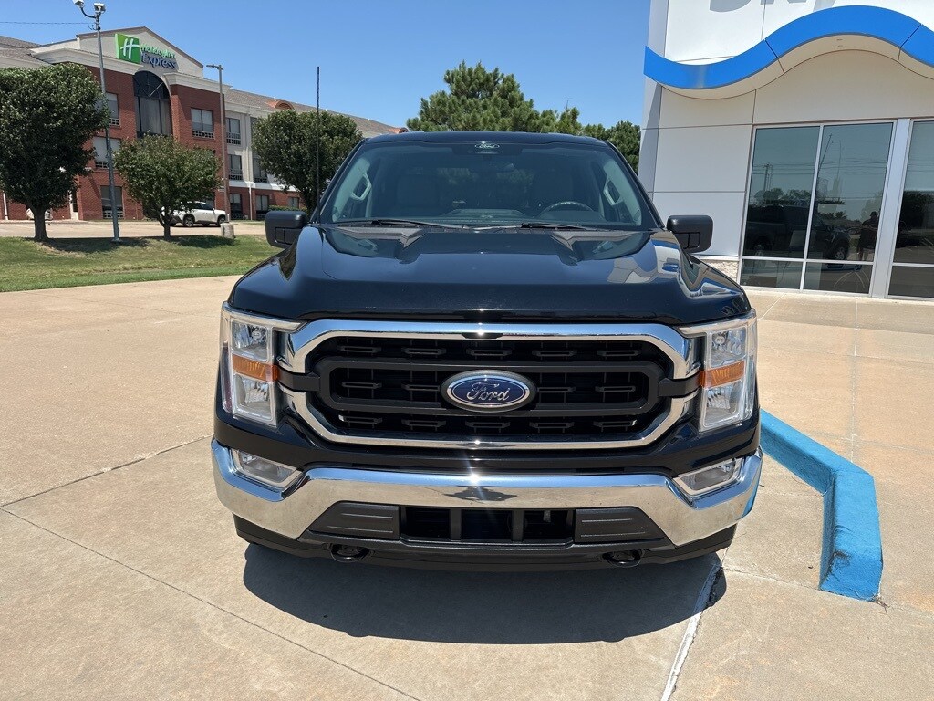 2022 Ford F-150 XLT photo 3