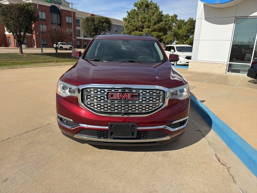 2017 Gmc Acadia Denali photo 3