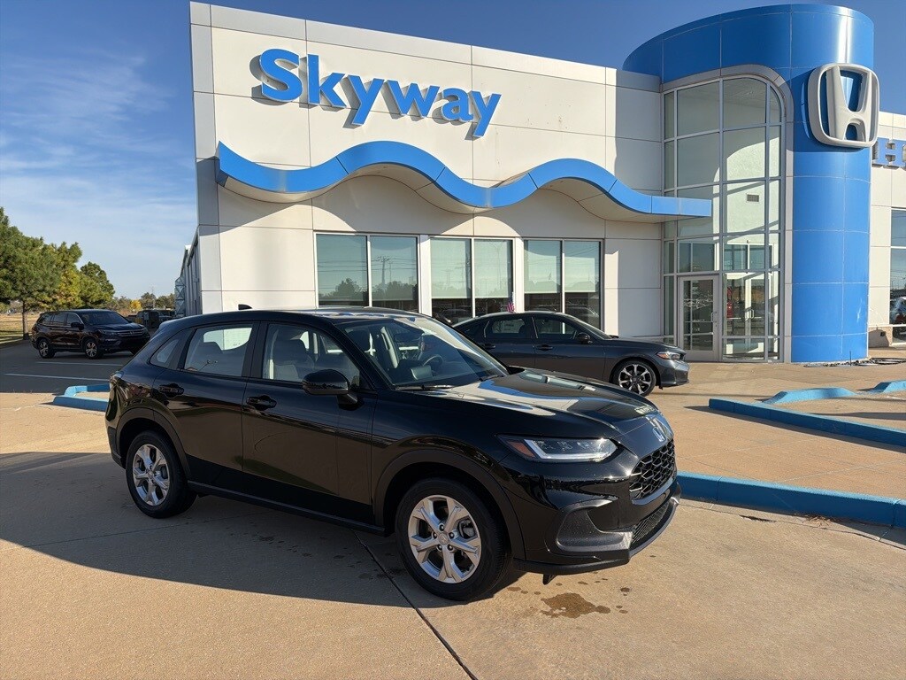 Used 2025 Honda HR-V LX SUV