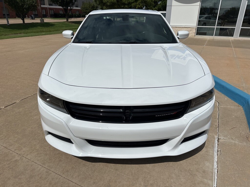 2022 Dodge Charger SXT photo 3