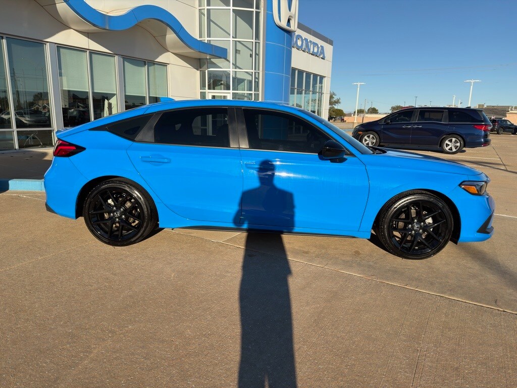 2024 Honda Civic Sport Hatchback photo 2