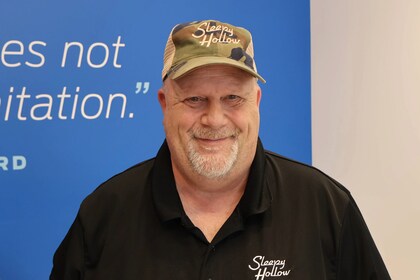 Staff member Brian Holzhausen from ID_b1ff09