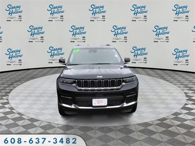2023 Jeep Grand Cherokee Limited photo 2