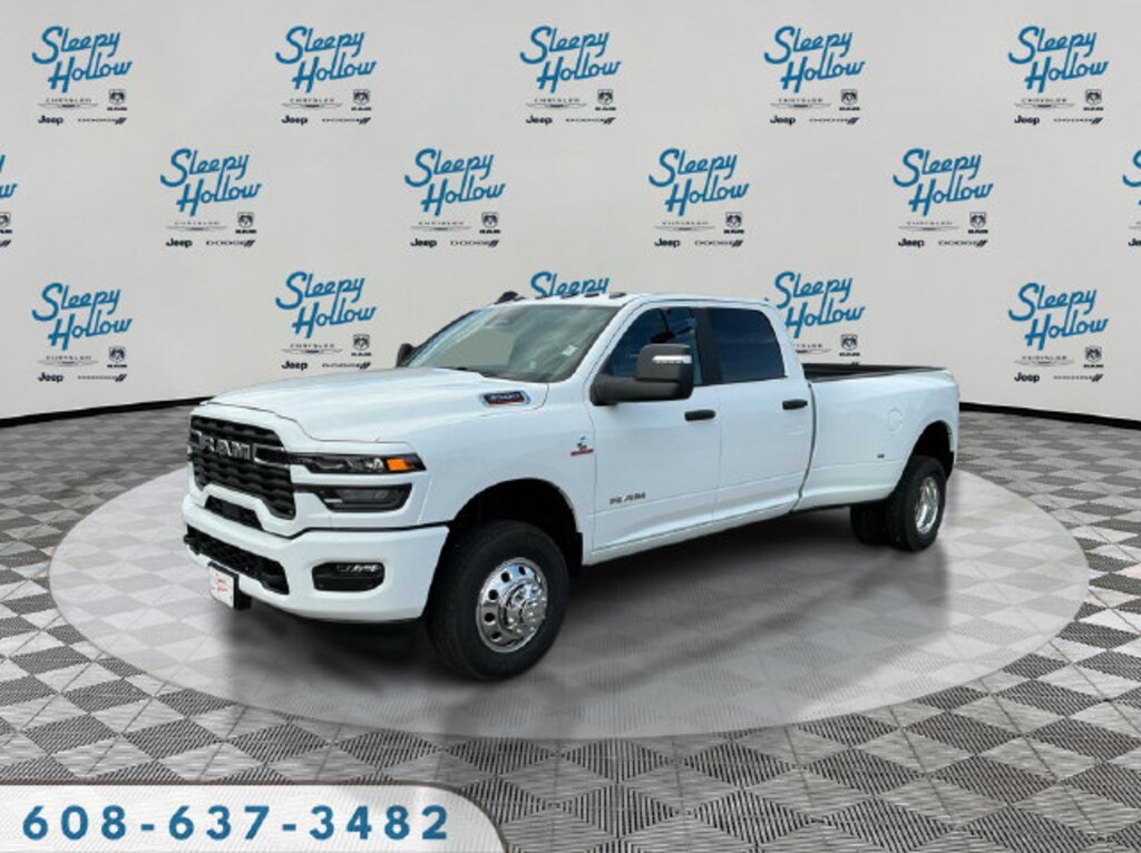 New 2026 Ram 3500 BIG HORN CREW CAB 4X4 Pickup