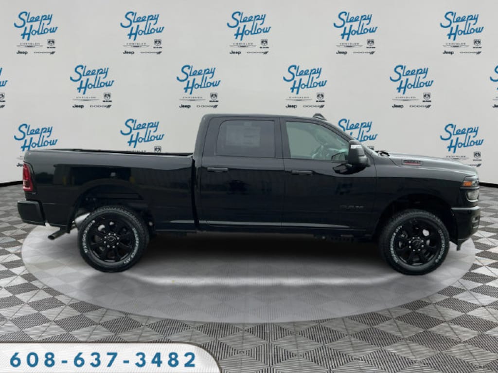 New 2026 Ram 2500 BIG HORN CREW CAB 4X4 Pickup