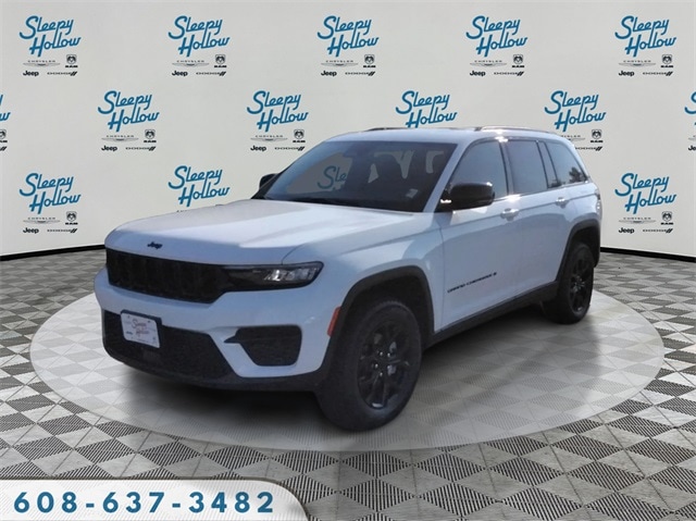 2025 Jeep Grand Cherokee Altitude's photo