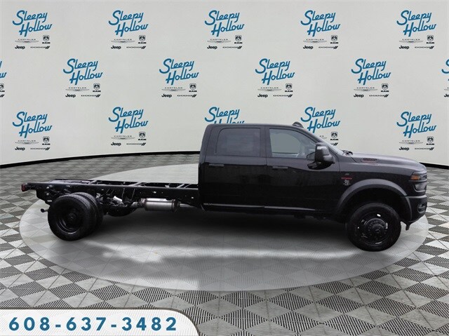 2026 Ram 5500 Tradesman photo 2