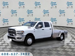 2025 Ram 3500 Chassis Cab TRADESMAN CREW   4X4 60' CA Cab and Chassis