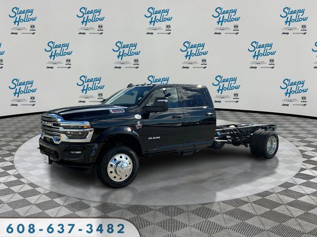 2026 RAM 5500 Big Horn 4X4 Crew Cab DRW 197" WB's photo