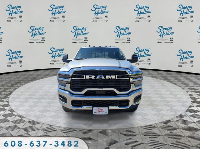 2026 RAM 3500 Tradesman - Photo 2