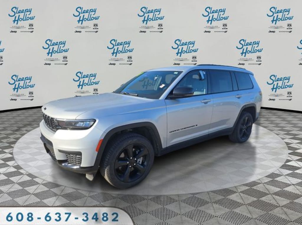 Used 2023 Jeep Grand Cherokee L Laredo SUV