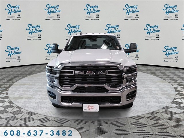 2025 Ram 3500 Tradesman photo 2