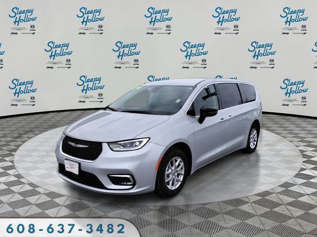 2024 Chrysler Pacifica