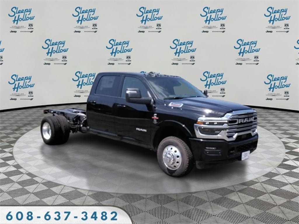 New 2025 Ram 3500 Chassis Cab 3500 BIG HORN CREW CAB CHASSIS 4X4 60' CA Pickup