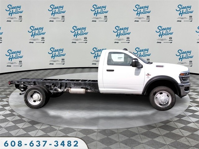 2026 Ram 5500 Tradesman photo 2