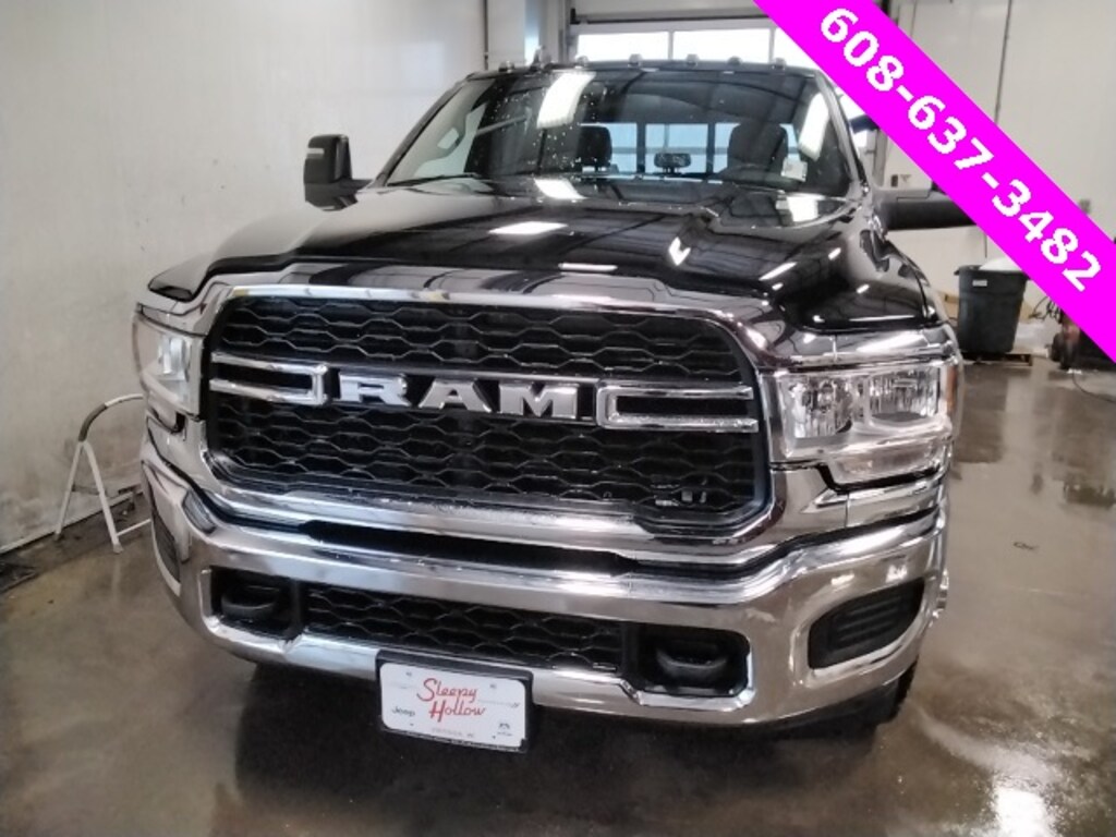 New 2024 Ram 3500 TRADESMAN CREW CAB 4X4 8' BOX For Sale Viroqua WI
