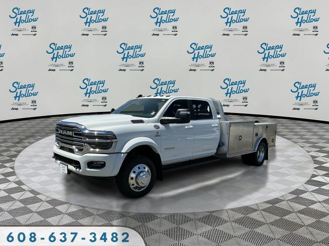 2026 RAM 5500 Big Horn 4X4 Crew Cab DRW 197" WB's photo