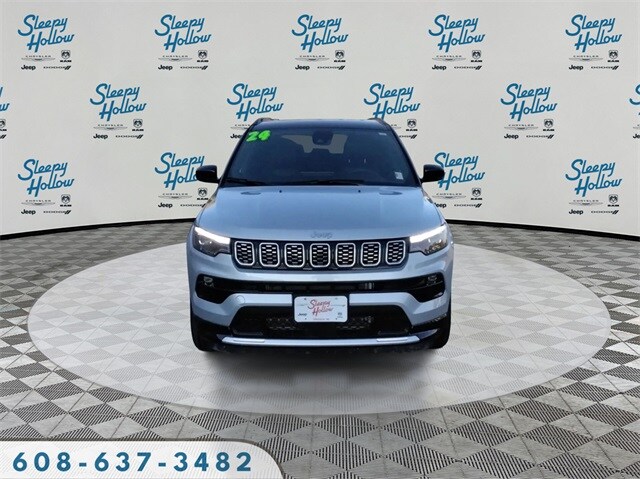 2024 Jeep Compass Limited photo 2