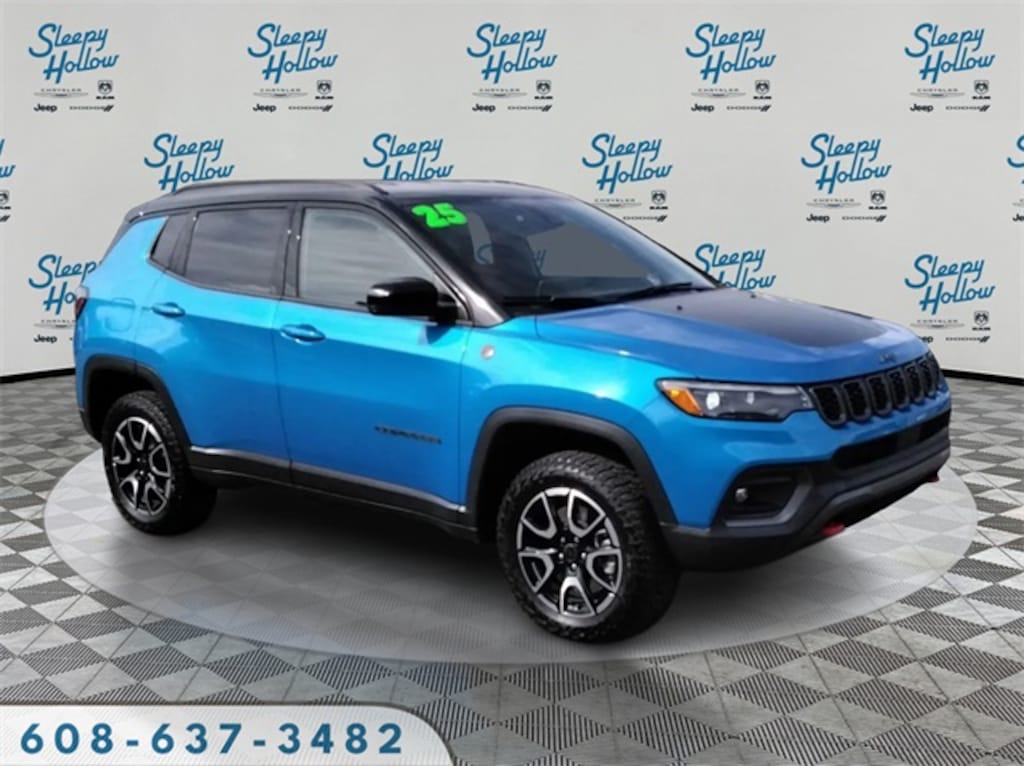 Used 2025 Jeep Compass Trailhawk SUV