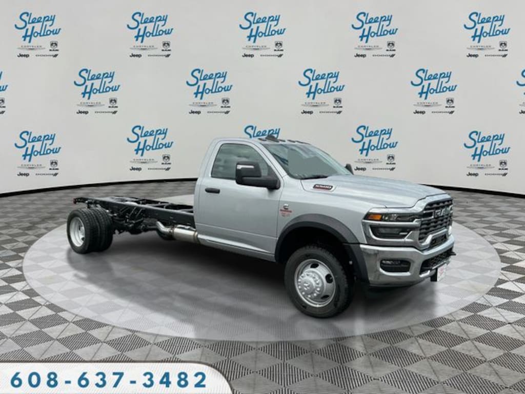 New 2026 Ram 5500 Chassis Cab TRADESMAN REGULAR 4X4 108' CA Pickup