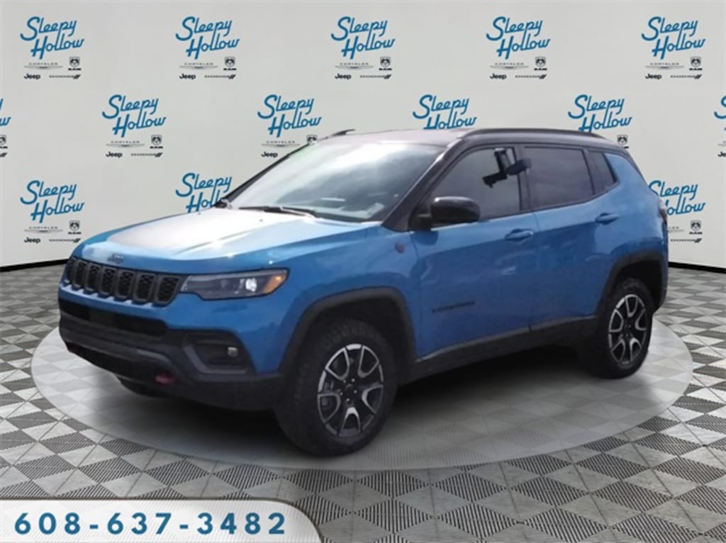 Used 2025 Jeep Compass Trailhawk SUV