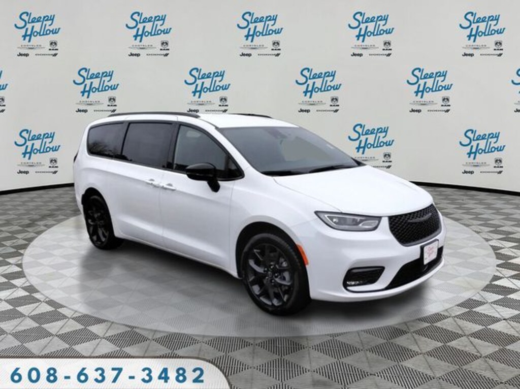 New 2026 Chrysler Pacifica SELECT AWD Passenger Van
