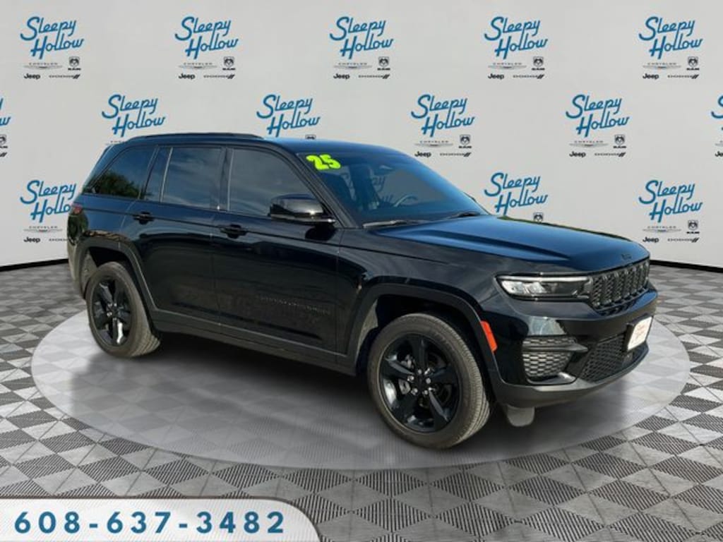 Used 2025 Jeep Grand Cherokee Laredo SUV