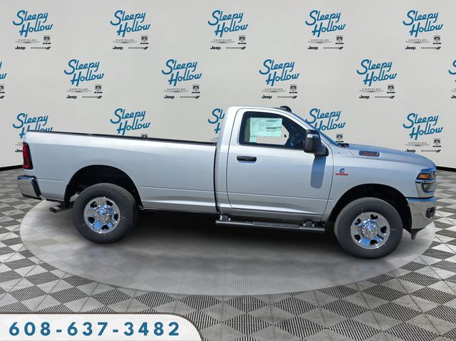 2026 RAM 3500 Tradesman - Photo 4