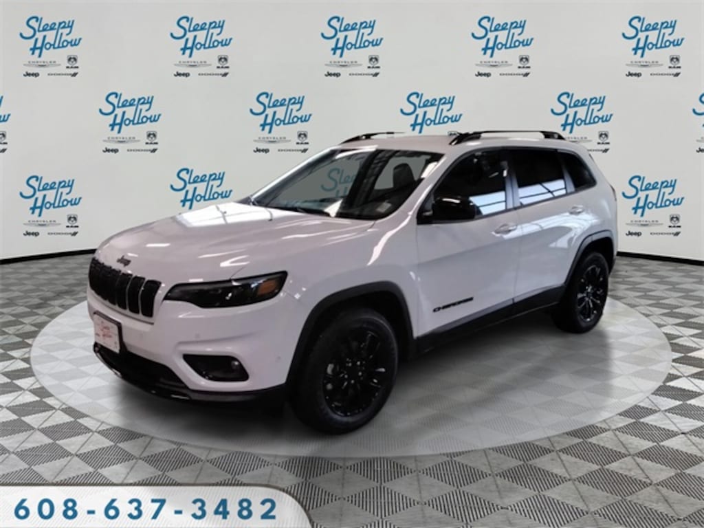 Used 2023 Jeep Cherokee Altitude Lux SUV