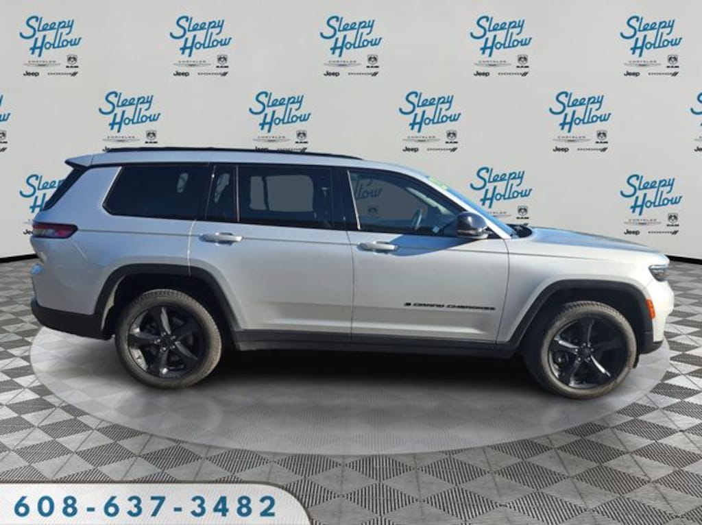 Used 2023 Jeep Grand Cherokee L Laredo SUV