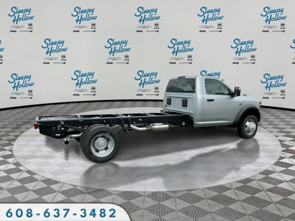 New 2026 Ram 5500 Chassis Cab TRADESMAN REGULAR 4X4 108' CA Pickup