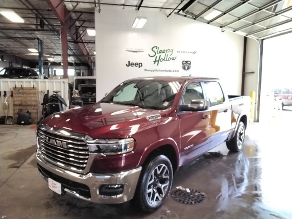 New 2025 Ram 1500 LARAMIE CREW CAB 4X4 5'7 BOX For Sale Viroqua WI