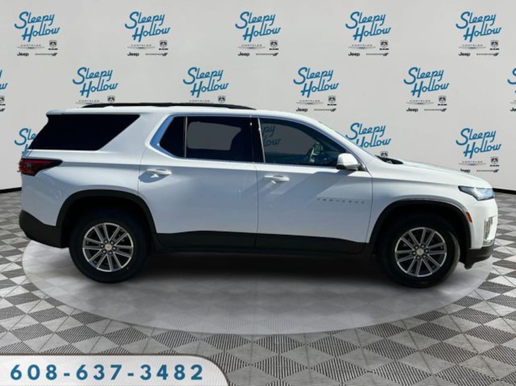 Used 2023 Chevrolet Traverse LT Cloth w/1LT SUV