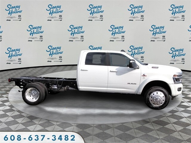 2026 Ram 5500 photo 4