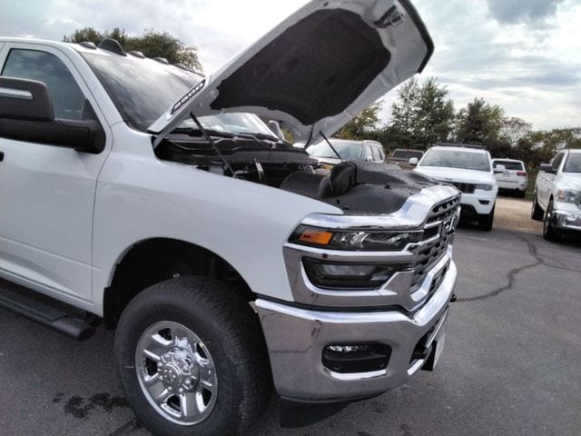 2026 RAM 2500 Tradesman - Photo 11
