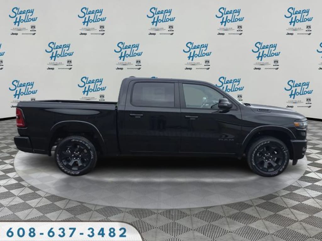 New 2026 Ram 1500 BIG HORN CREW CAB 4X4 5'7 BOX Pickup