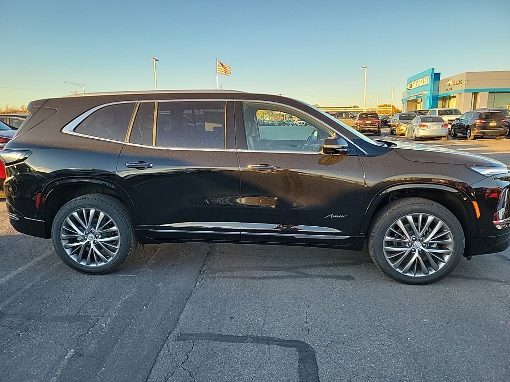 New 2026 Buick Enclave Avenir SUV