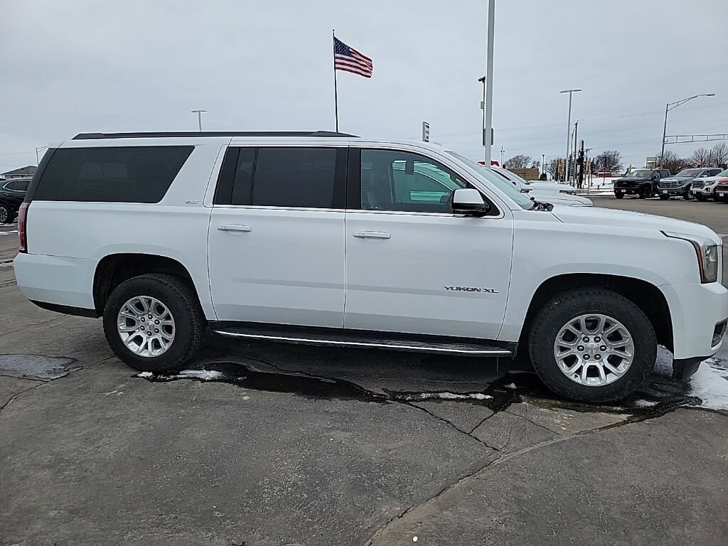 Used 2020 GMC Yukon XL SLT SUV