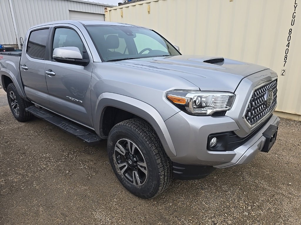 2019 Toyota Tacoma SR photo 2