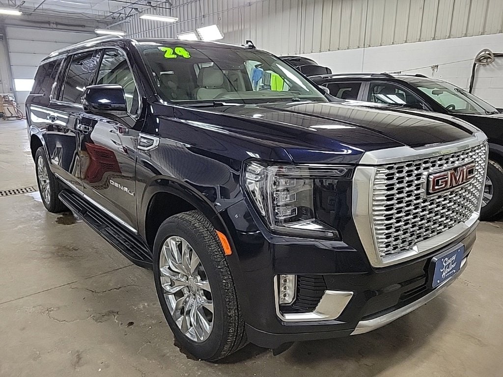 Used 2024 GMC Yukon XL Denali SUV
